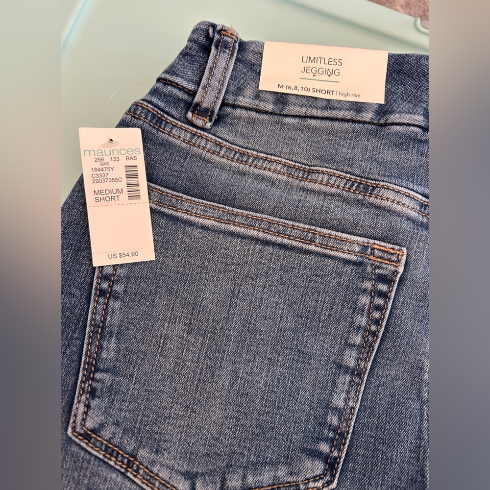 NWT Maurices Limitless Jegging - Medium Short - Picture 5 of 5